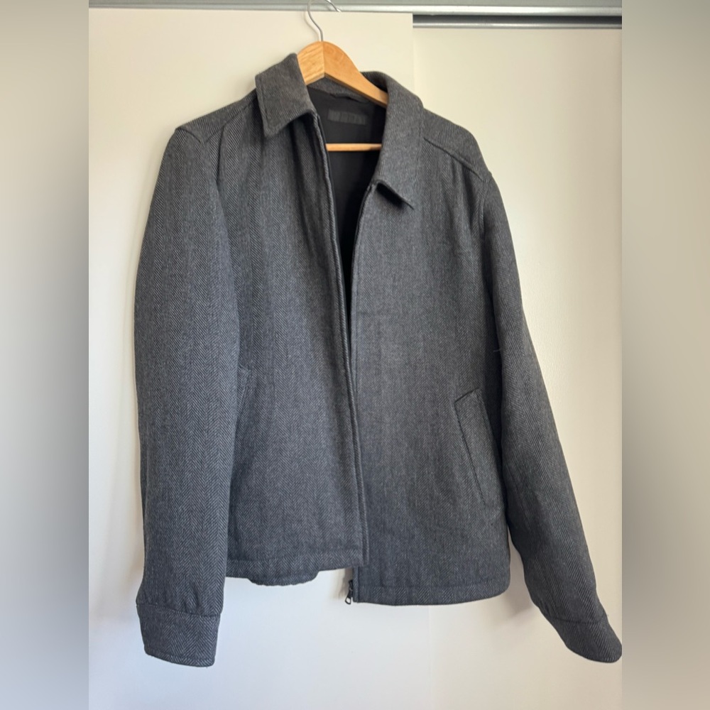 Uniqlo men’s light weight large jacket